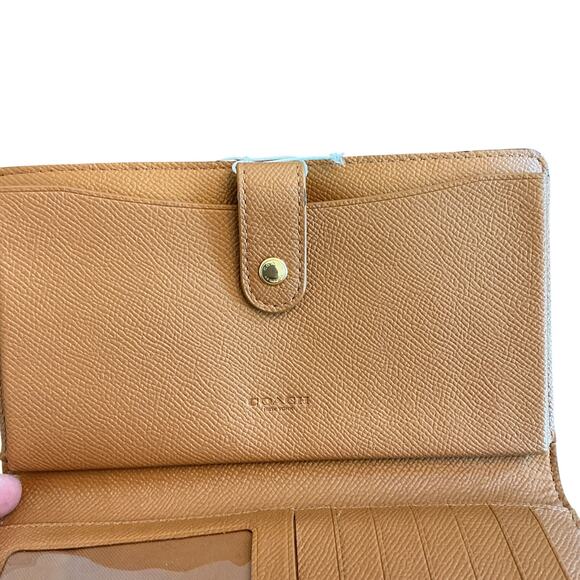 COACH The Phone Wallet Bi Fold Crossgrain Leather Chalk White/Camel Women’s NWOT - Picture 5 of 15